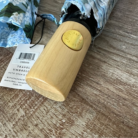 RIFLE PAPER CO. Umbrella, Printed in Full Color, Hydrangea - Picture 11 of 13